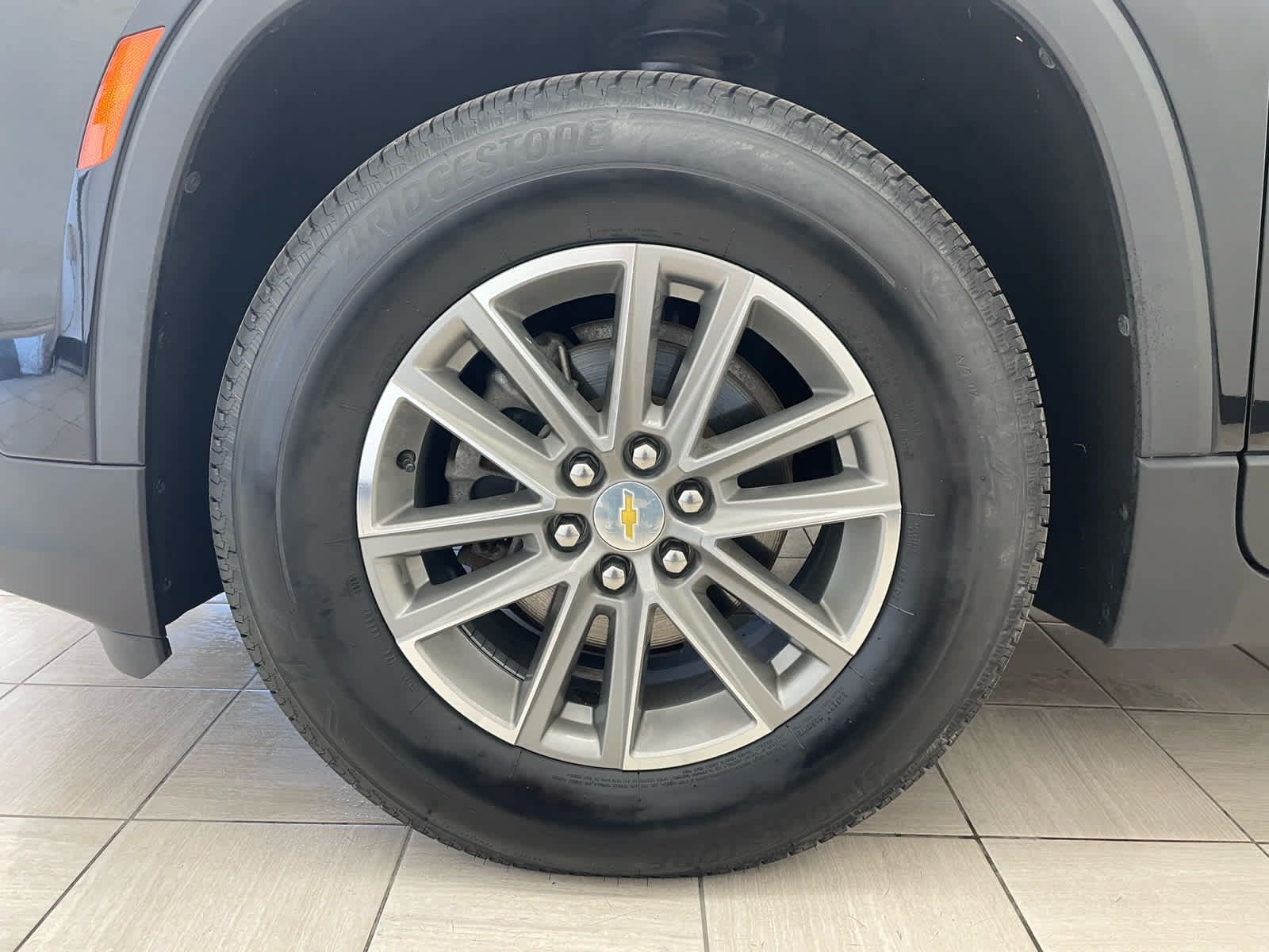 Used 2023 Chevrolet Traverse LT AWD/4WD image 7