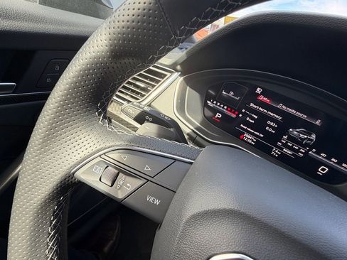 Used 2023 Audi SQ5 Premium Plus w/ Premium Plus Package image 31