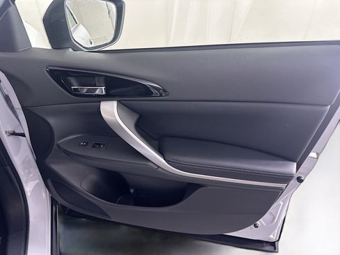 Used 2024 Mitsubishi Eclipse Cross SEL image 30