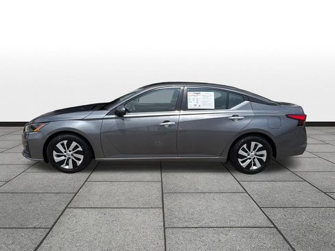 Used 2023 Nissan Altima 2.5 S FWD image 2