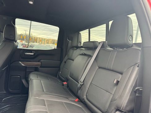 Used 2021 Chevrolet Silverado 1500 High Country image 26