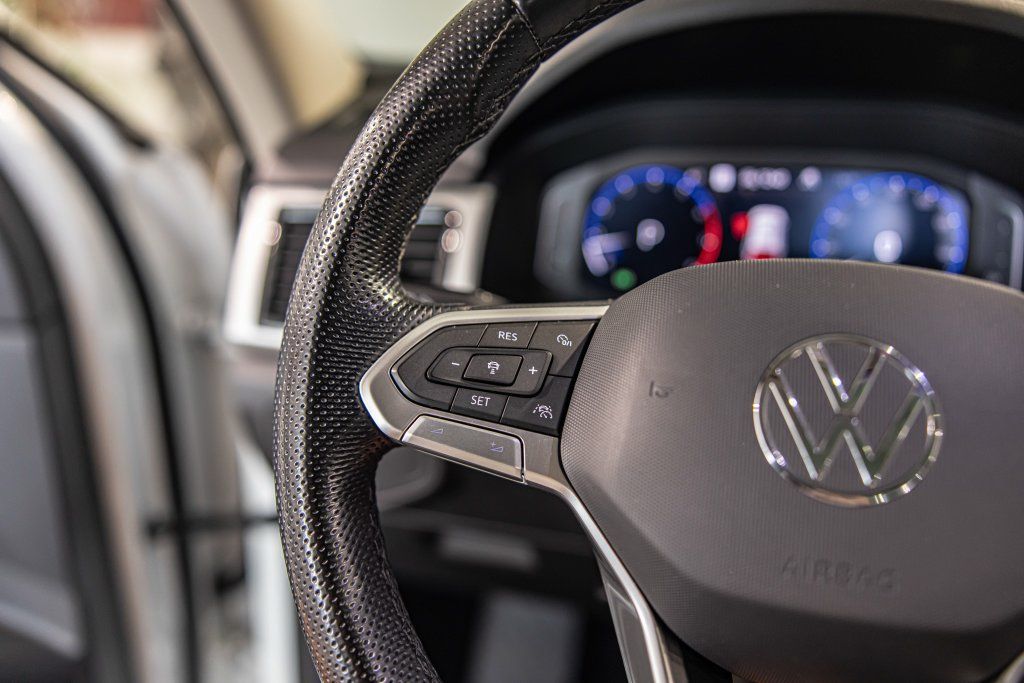 Used 2021 Volkswagen Atlas SEL Premium R-Line AWD/4WD image 24