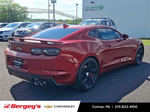 Used 2022 Chevrolet Camaro SS RWD image 5