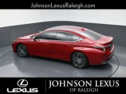 Used 2023 Lexus ES 300h w/ Premium Package image 25
