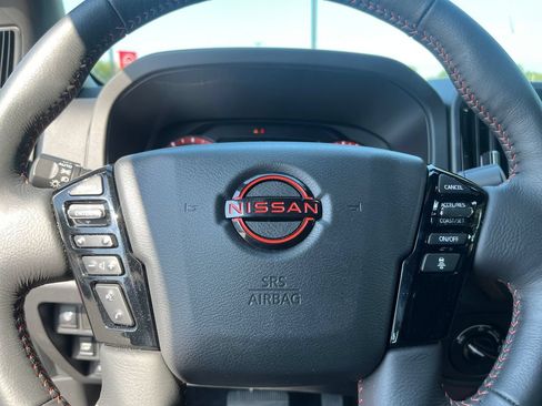 Certified 2025 Nissan Frontier PRO-4X w/ Pro Premium Package AWD/4WD image 45