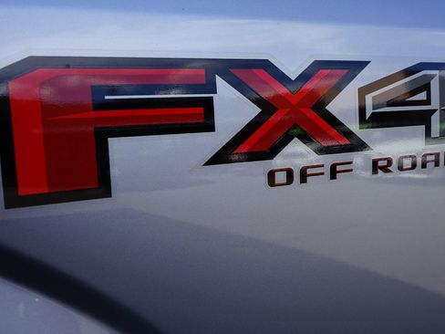 Used 2020 Ford F150 Lariat w/ Equipment Group 502A Luxury image 27