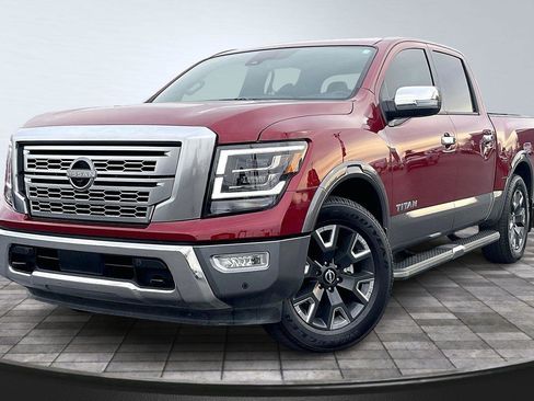 Used 2024 Nissan Titan Platinum Reserve w/ Moonroof Package image 12