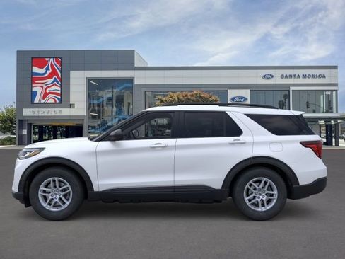 New 2026 Ford Explorer Active w/ Active Comfort Package image 3