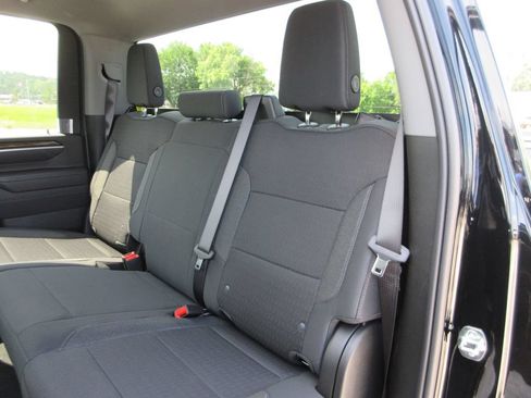 New 2026 GMC Sierra 2500 SLE w/ SLE Value Package; AWD/4WD image 12