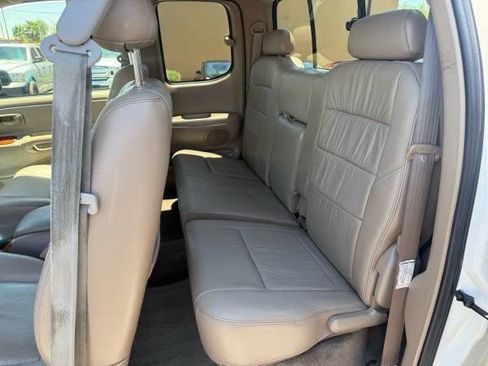 Used 2002 Toyota Tundra Limited RWD image 18