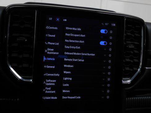 Used 2024 Ford Ranger Lariat w/ FX4 Off-Road Package image 71