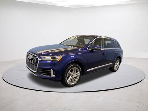 Used 2022 Audi Q7 Premium Plus w/ Premium Plus Package image 3