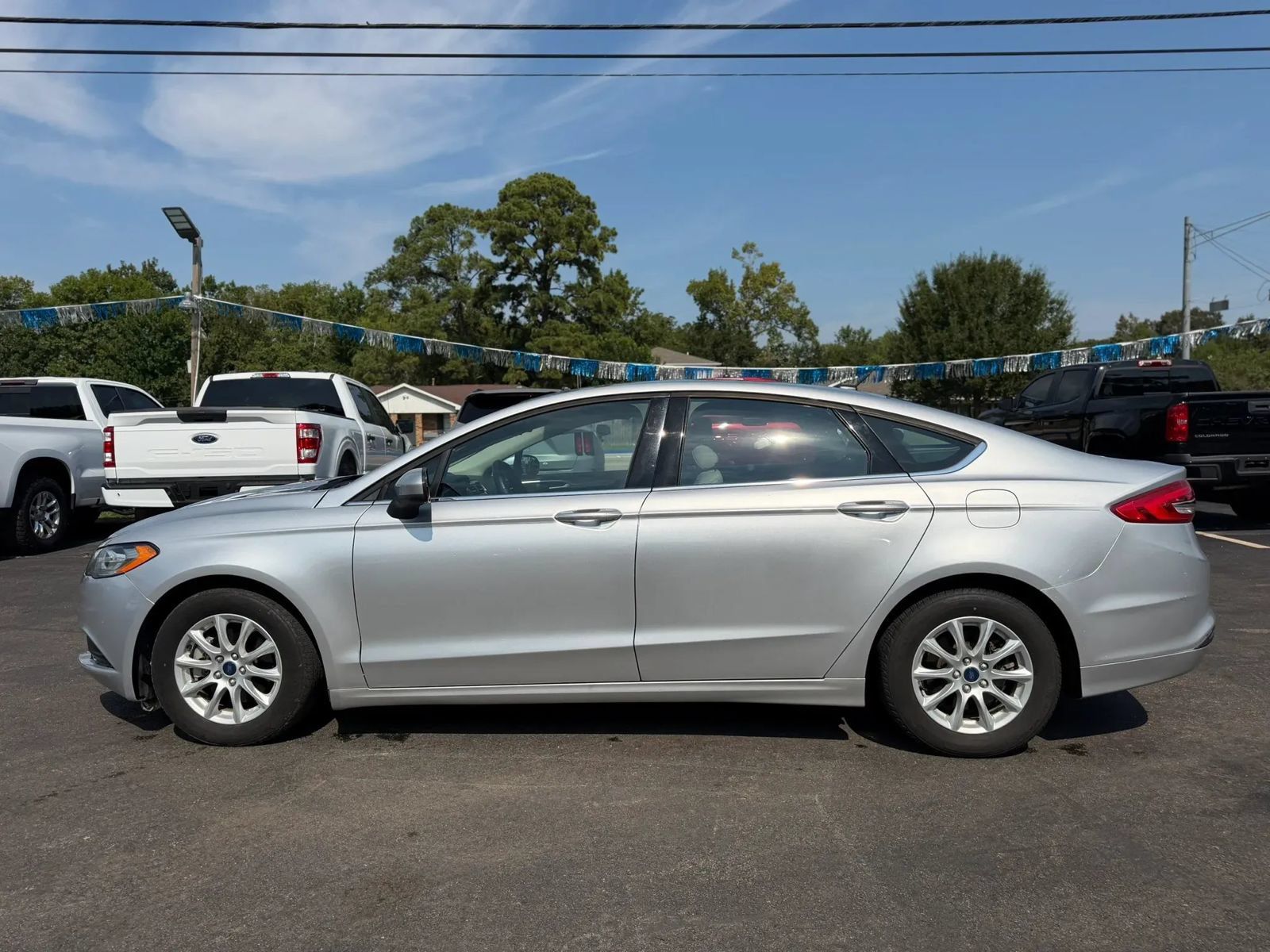 Used 2018 Ford Fusion S FWD image 8
