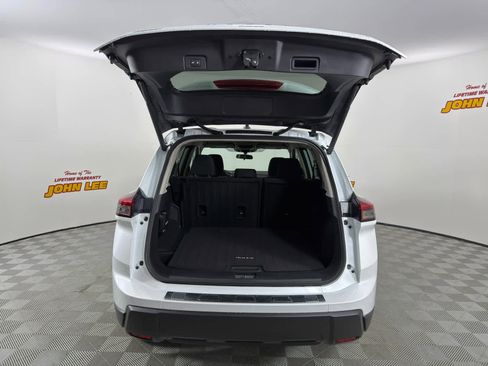 New 2026 Nissan Rogue SV image 5