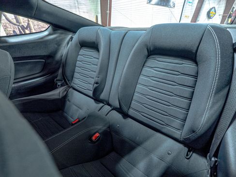 Used 2016 Ford Mustang GT w/ GT Performance Package image 18