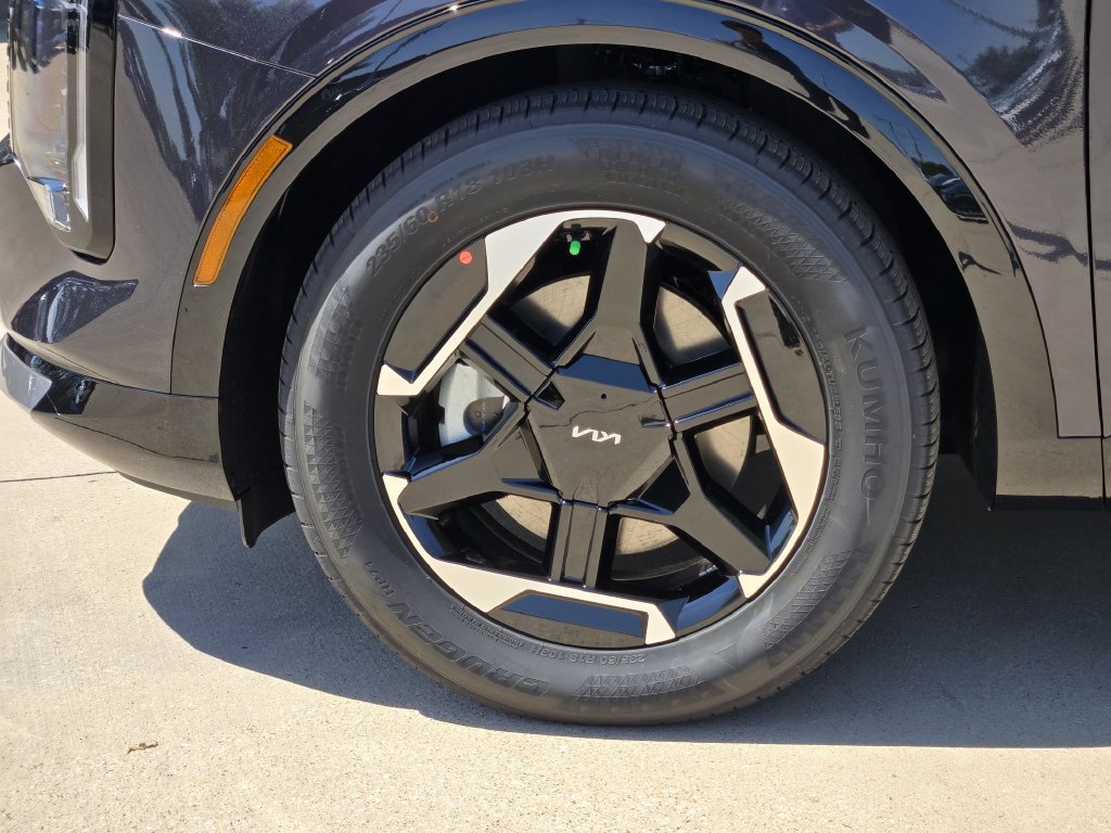 New 2026 Kia Sportage SX FWD image 9