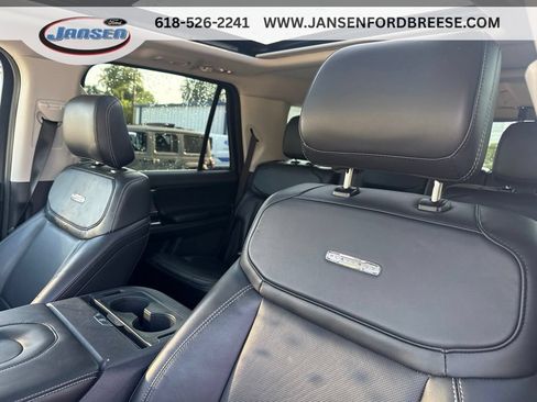 Used 2025 Ford Expedition Platinum AWD/4WD image 6