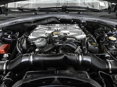 Used 2022 Jaguar F-PACE SVR image 24