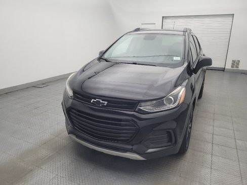 Used 2020 Chevrolet Trax LT w/ Redline Edition FWD image 15