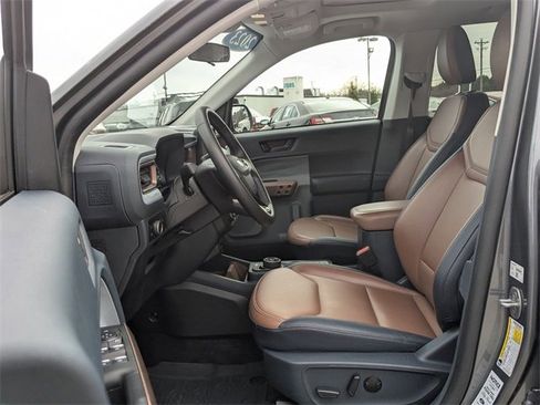 Used 2023 Ford Maverick Lariat image 20