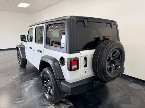 Used 2023 Jeep Wrangler Unlimited Sport AWD/4WD image 20