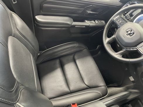 Used 2024 RAM 1500 Limited image 11