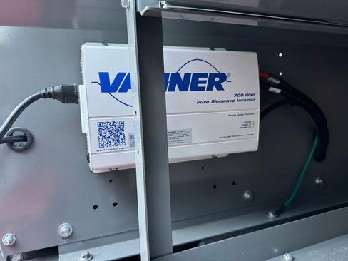 Used 2022 Ford Transit Connect XL image 27