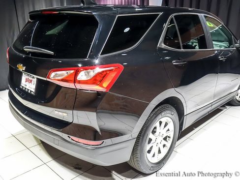 Used 2020 Chevrolet Equinox LS w/ LS Convenience Package image 11