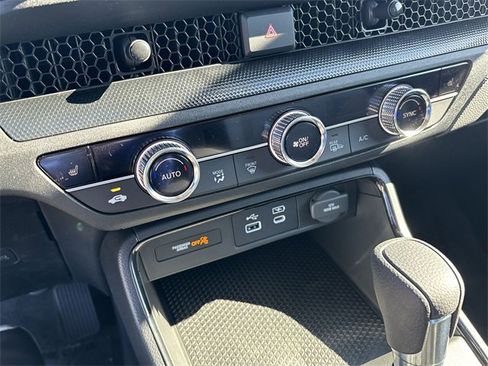 Used 2024 Honda CR-V EX image 26