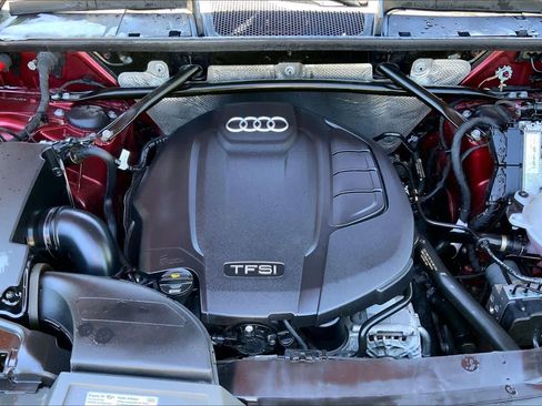 Used 2020 Audi Q5 2.0T Premium Plus AWD/4WD image 32