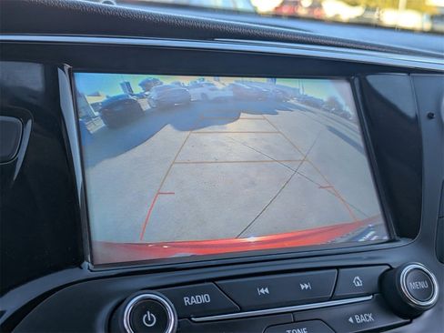 Used 2019 Buick Envision Essence image 25