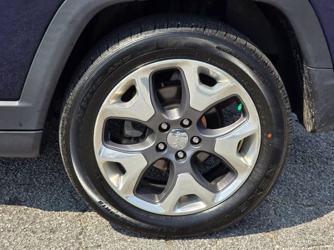 Used 2020 Jeep Compass Limited AWD/4WD image 21