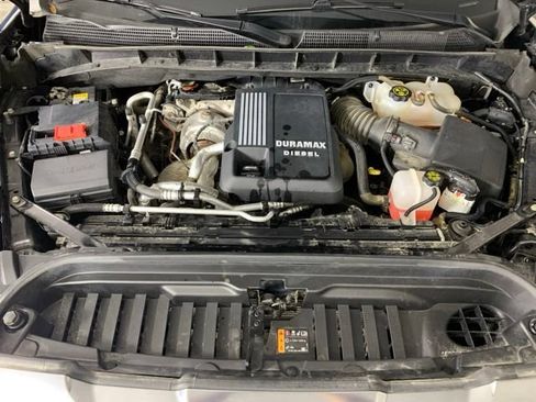 Used 2023 GMC Sierra 1500 AT4 w/ Technology Package AWD/4WD image 35