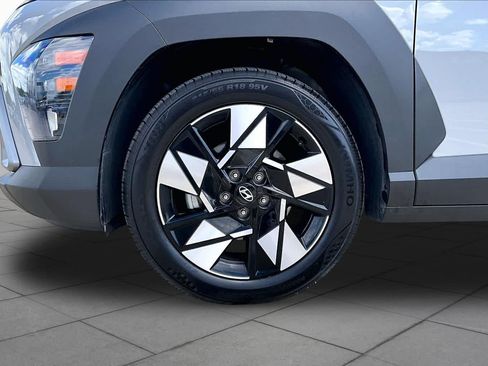 Used 2025 Hyundai Kona SEL FWD image 10