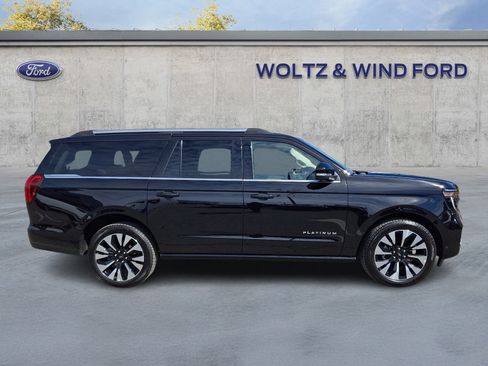 Used 2025 Ford Expedition Max Platinum w/ Driver's Package image 7