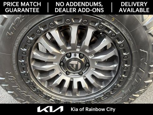 Used 2022 GMC Sierra 1500 AT4X image 11