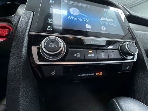 Used 2017 Honda Civic Touring image 24