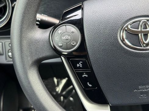 Used 2018 Toyota Prius C Two FWD image 26