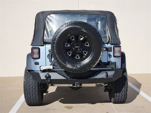 Used 2012 Jeep Wrangler Sport w/ Connectivity Group image 6