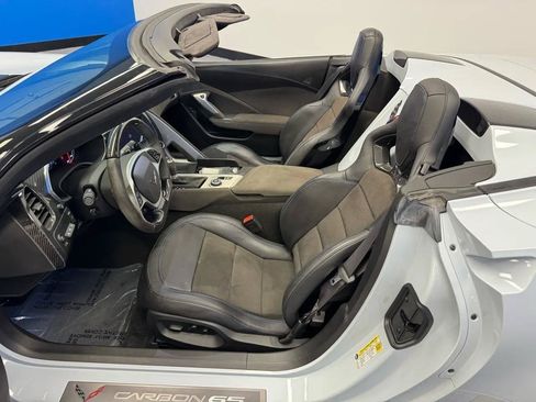 Used 2018 Chevrolet Corvette Grand Sport w/ Carbon 65 Edition RWD image 16
