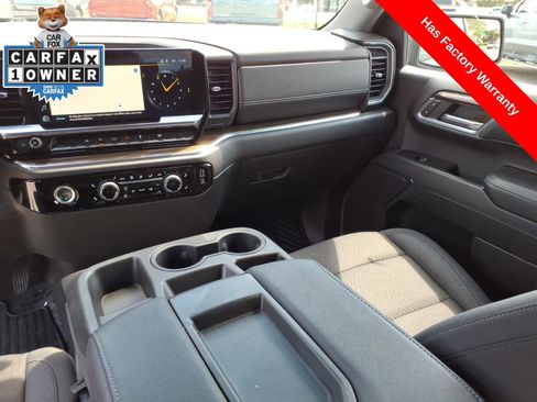 Used 2023 Chevrolet Silverado 1500 LT AWD/4WD image 18