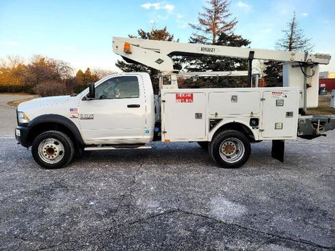 Used 2017 RAM 5500 Tradesman image 30