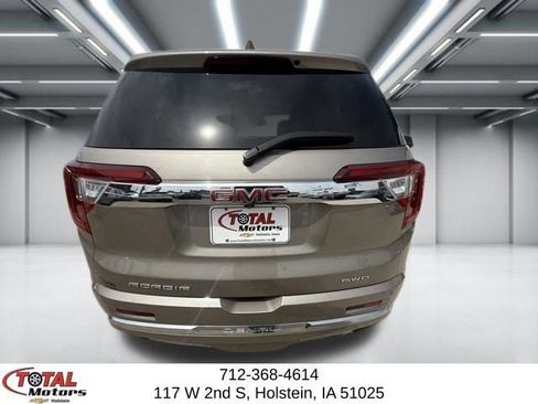 Used 2022 GMC Acadia Denali w/ LPO, Floor Liner Package AWD/4WD image 7