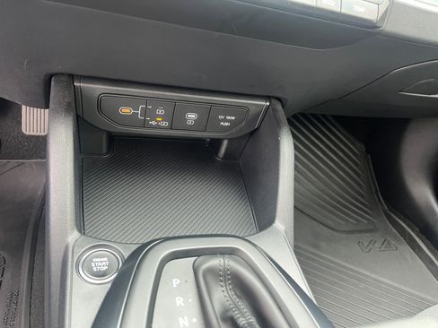 Used 2025 Kia K4 LXS image 33