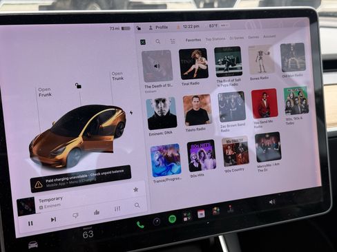 Used 2018 Tesla Model 3 Long Range RWD image 19