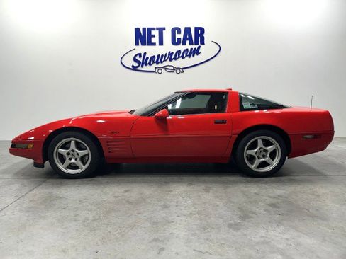 Used 1994 Chevrolet Corvette ZR1 RWD image 3