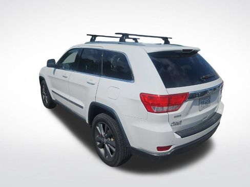 Used 2013 Jeep Grand Cherokee Laredo AWD/4WD image 4