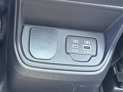 Used 2024 Subaru Ascent Limited w/ Technology Package AWD/4WD image 20