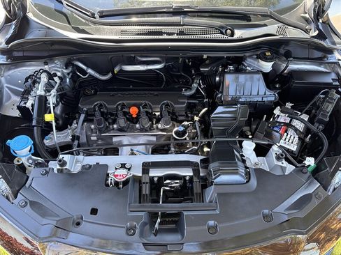 Used 2021 Honda HR-V Sport image 36