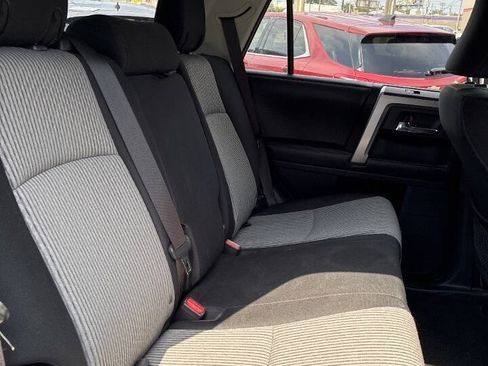 Used 2019 Toyota 4Runner SR5 AWD/4WD image 21